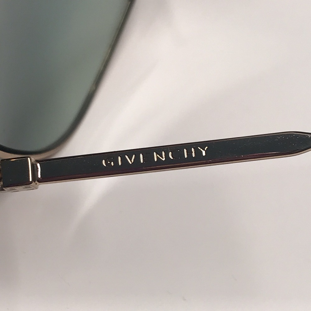 New Authentic Givenchy GV7144/S PEF/EZ Sunglasses – Green/Gold Gradient - Picture 15 of 15
